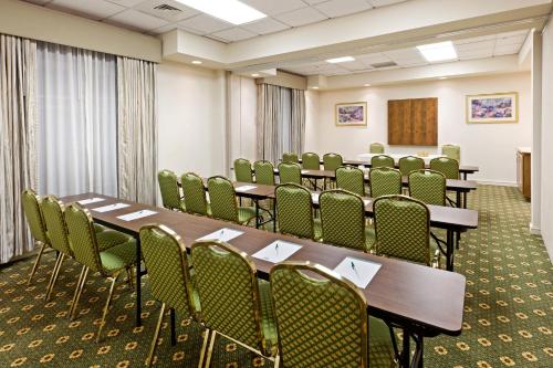 ภาพในคลังภาพของ Country Inn & Suites by Radisson, Harrisburg West Mechanicsburg ในแมคานิกส์เบิร์ก