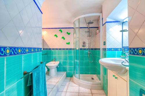 Bilik mandi di Casa Elisabetta
