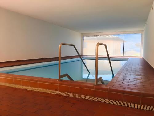 Swimming pool sa o malapit sa Relax sul Lago Maggiore