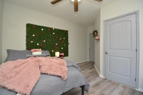 SuperValue Suite #9 @ East End Revitalized – Photos 2
