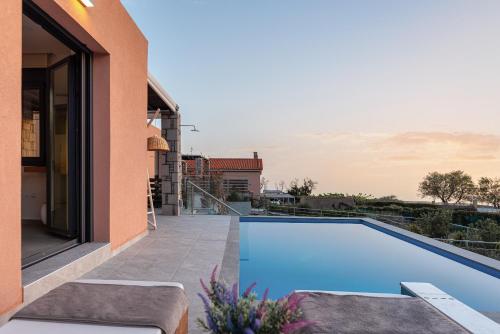 Πισίνα στο ή κοντά στο LemnosThea Luxury Villas