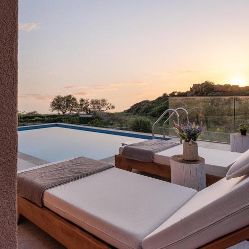Πισίνα στο ή κοντά στο LemnosThea Luxury Villas