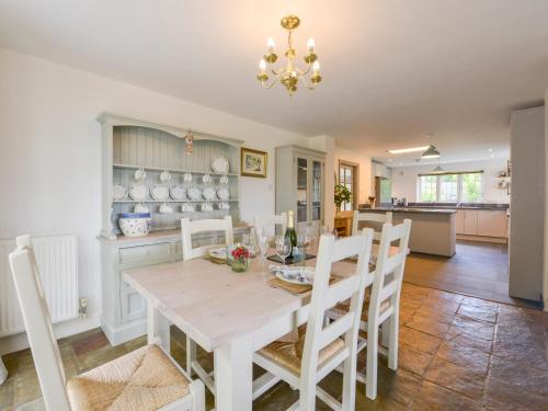 Yelfords Cottage – Photos 5
