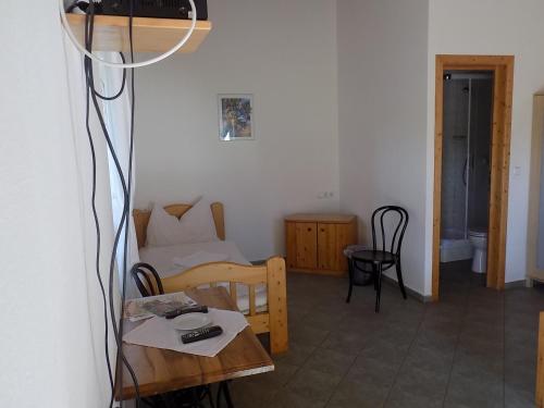 Foto dalla galleria di Platán Panzió a Nyúl