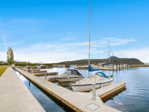 Billede fra billedgalleriet på Perfect Position - Motuoapa Holiday Home i Turangi