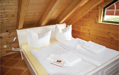 Postel nebo postele na pokoji v ubytování Lovely Home In Barnekow With Wifi
