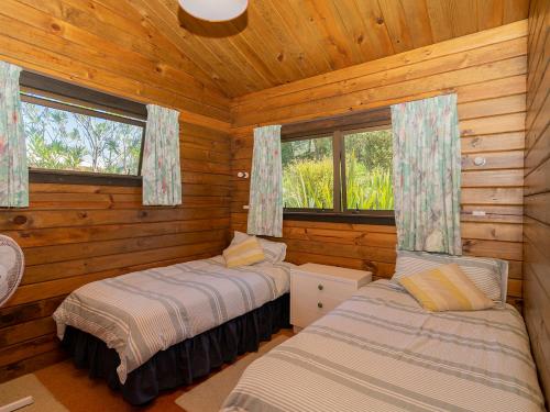 Katil atau katil-katil dalam bilik di Norma's Place - Simpsons Beach Bach