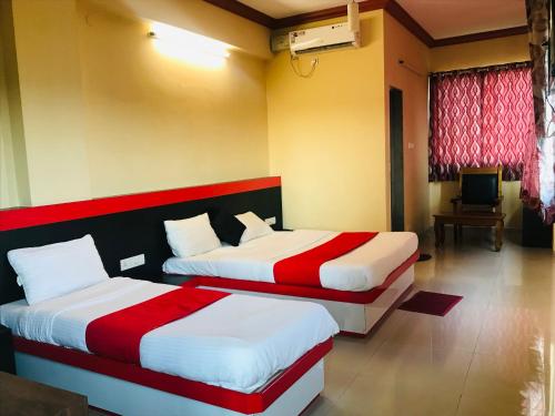 Gambar di galeri bagi STAYMAKER Prakash International di Gonikoppal
