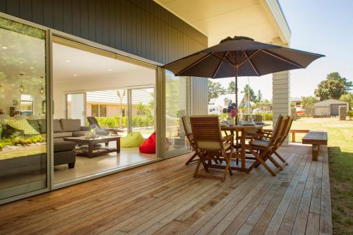 Χώρος καθιστικού στο Paradise at Pauanui - Pauanui Holiday Home