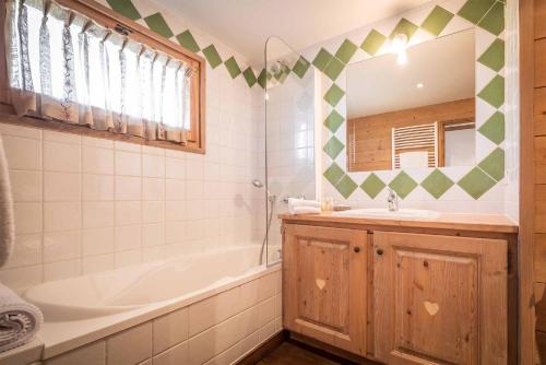 Photo de la galerie de l'établissement Madame Vacances Chalet Silvana, à Méribel