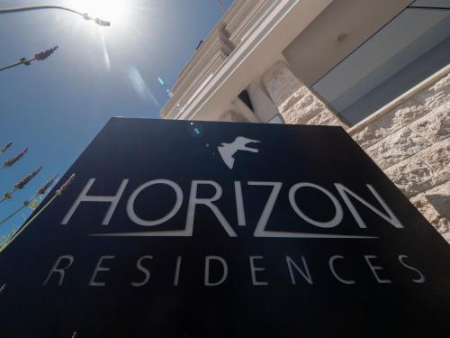 Certifikát, hodnocení, plakát nebo jiný dokument vystavený v ubytování Horizon Residences Andjela