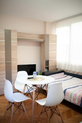 Postel nebo postele na pokoji v ubytování Studio Bobo