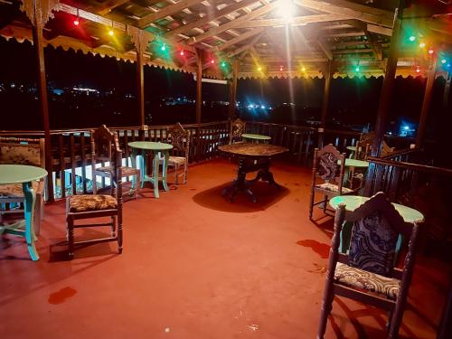 Foto dalla galleria di Bottoms Up a Zanzibar City
