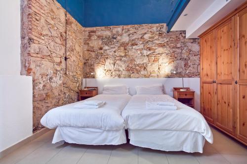 Inside Barcelona Apartments Sants