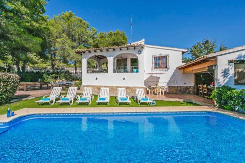 Villa Jaume by Villa Plus