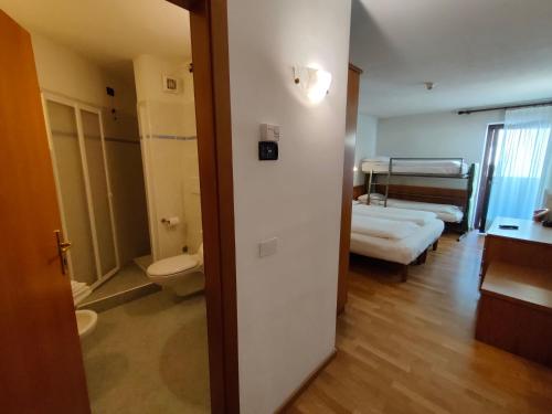 Hotel Denny