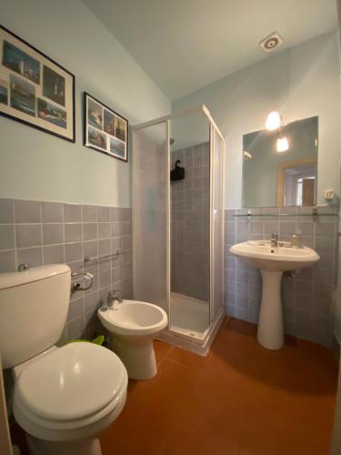 Koupelna v ubytování Forte Vigliena Apartment