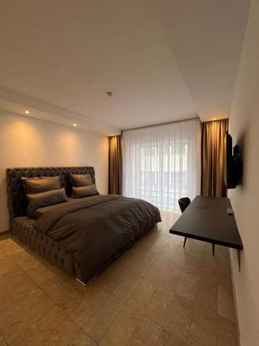 Hotel Adrett am Dom tesisinde bir odada yatak veya yataklar