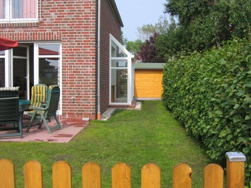 Ein Garten an der Unterkunft Anika