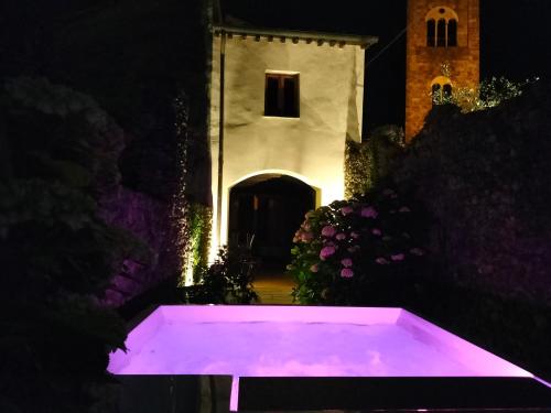 Φωτογραφία από το άλμπουμ του Badia Giulia Prestigious Historical B&B, Camaiore - Adults Only - No Pets σε Camaiore