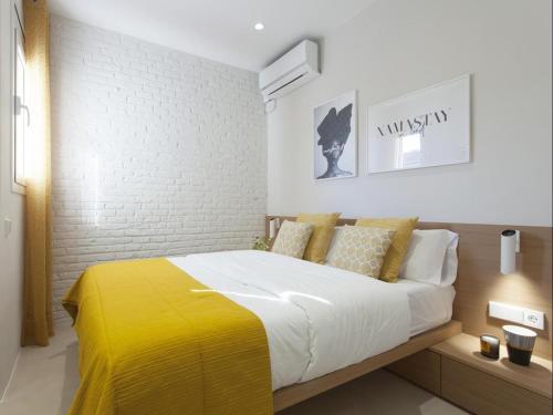 Gallery image of Sunny Playa Apartment in Barcelona