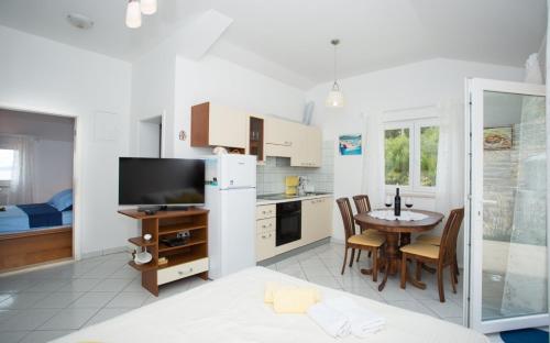 Apartment in Orebic with sea view, terrace, air conditioning, WiFi 114-2
