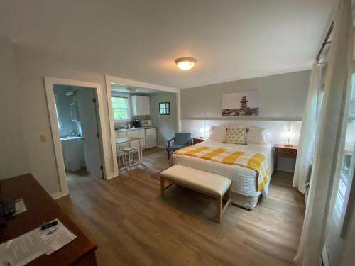 Gallery image of Hanscom's Motel & Cottages in Bar Harbor