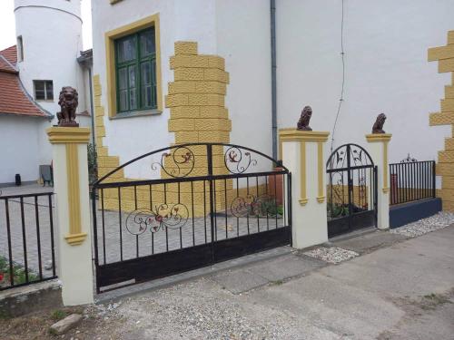 Meller-kastély Villa 8840 Csurgó, Baksay utca 9/A kép - 3