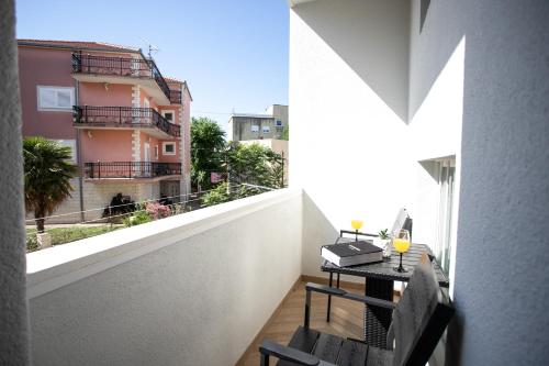 Prestigious Downtown Apartment