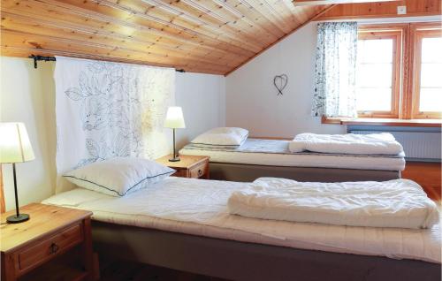 Imagen de la galería de Stunning Home In Agunnaryd With 4 Bedrooms And Wifi, en Agunnaryd