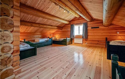 Predel za sedenje v nastanitvi Beautiful Home In Hemsedal With 6 Bedrooms, Sauna And Wifi