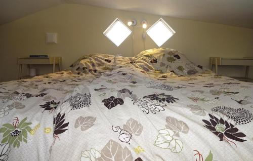 Katil atau katil-katil dalam bilik di 3 Bedroom Nice Home In Fjlkinge