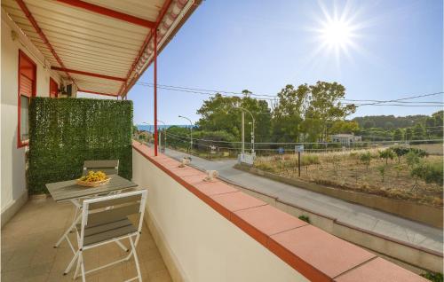 Awesome Apartment In Contrada Fiori Sud With 2 Bedrooms And Wifi