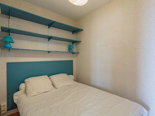 Dviaukštė lova arba lovos apgyvendinimo įstaigoje Appartement Hendaye, 1 pièce, 4 personnes - FR-1-2-406