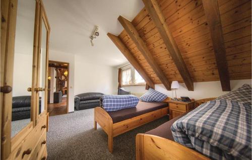 Galeriebild der Unterkunft Gorgeous Apartment In Schonach With House A Mountain View in Schonach