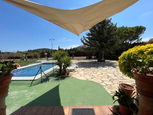Bazén v ubytování La Casita (Villa cerca de Peñíscola y Morella) nebo v jeho okolí
