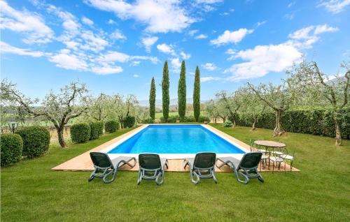 Amazing Home In Cetona With Outdoor Swimming Pool, Wifi And 3 Bedrooms