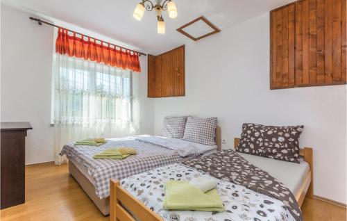 Galeriebild der Unterkunft 2 Bedroom Gorgeous Apartment In Nedescina in Nedeščina