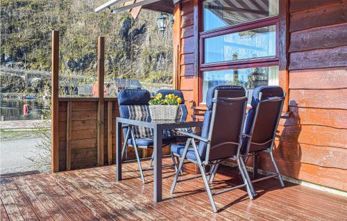 Φωτογραφία από το άλμπουμ του Stunning Home In Os With Kitchen σε Gjerdavik