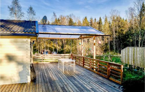 Fotografie z fotogalerie ubytování Holiday Home Färgelanda 359 v destinaci Muberg