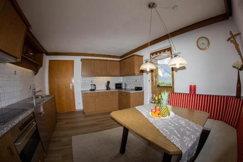 Una cocina o zona de cocina en Apart Schöne Aussicht