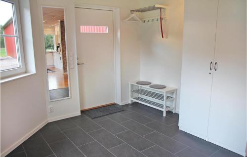 Foto dalla galleria di 2 Bedroom Lovely Apartment In Habo a Mullsjö