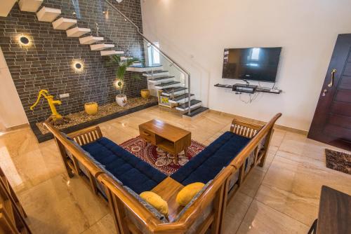 a church with aasteryasteryasteryasteryasteryasteryasteryasteryasteryasteryasteryastery at mezzanine villa W/T Hot Tub Jacuzzi in Kālapettai