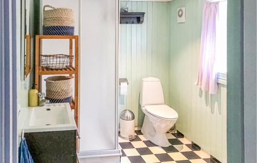 Koupelna v ubytování 2 Bedroom Amazing Home In Farsund