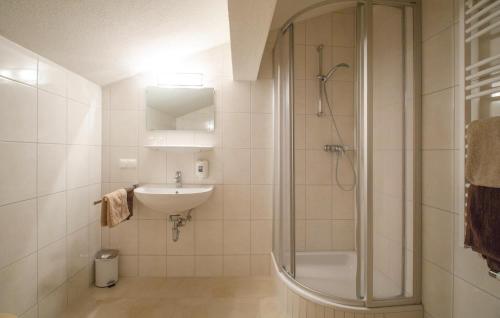 Koupelna v ubytování Stunning Apartment In Wagrain With Wifi