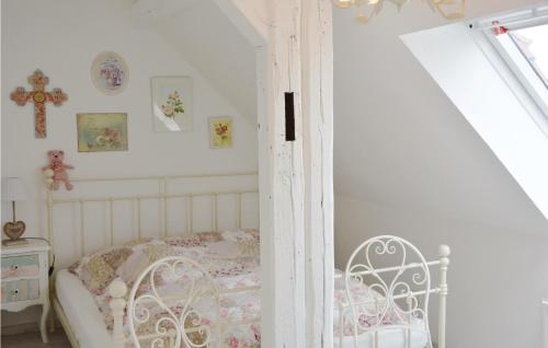 Letto o letti in una camera di Nice Apartment In Eschwege With Wifi