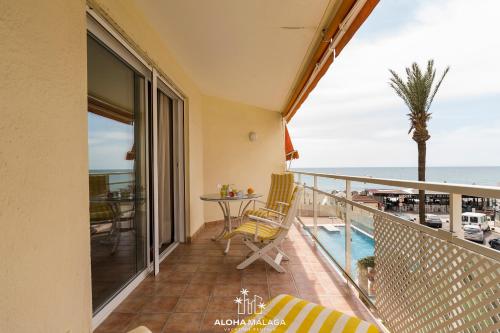 TORREMOLINOS BEACHFRONT 202 by AlohaMalaga