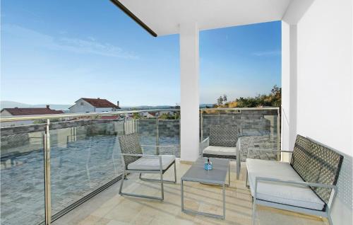 Two-Bedroom Apartment In Sibenik