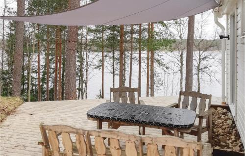 Gallery image of Four-Bedroom Holiday Home In Bodafors in Bodafors