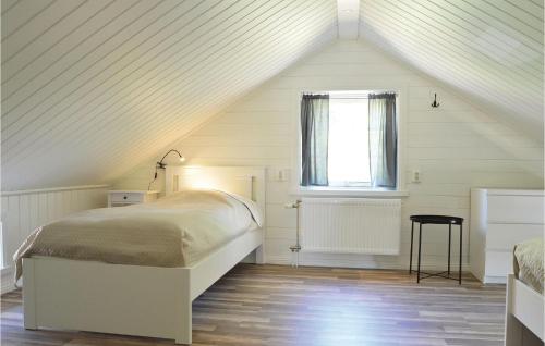 Gallery image of Cozy Home In Herrng With Wifi in Herräng